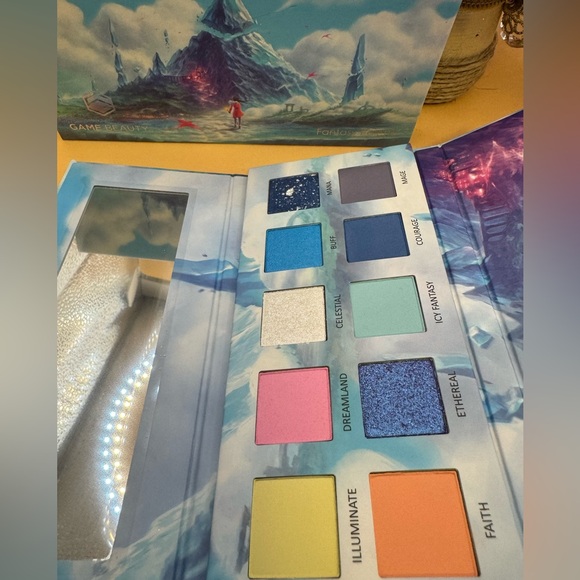 Game beauty fantasy eyeshadow palette - Picture 2 of 3